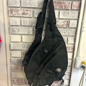 US Sports Black cross body Shoulder Bag